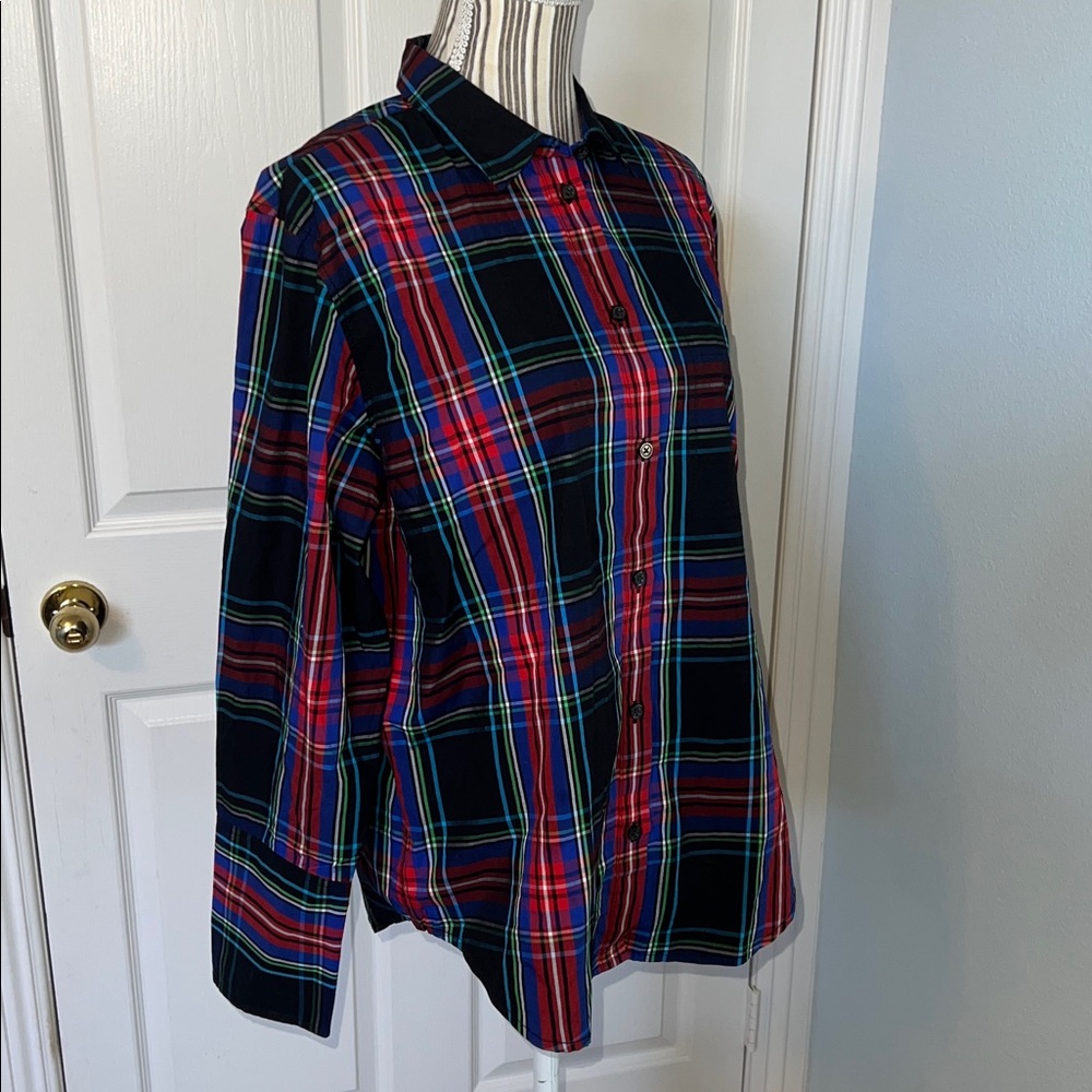🛑 1 hour sale. NWT. J. Crew, small, Red and Blue Plaid Button Down Shirt